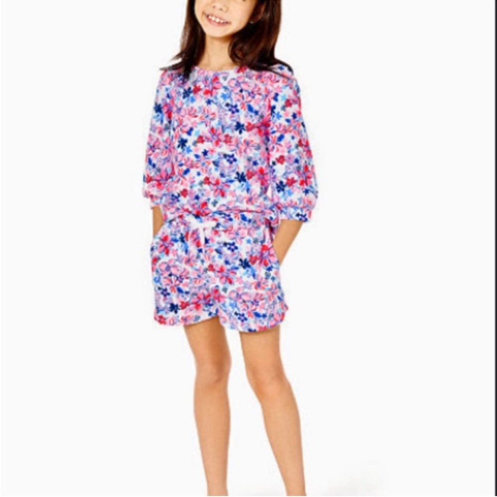Lilly Pulitzer Kids Mini Corden Sweatshirt and Midea Shorts  Size XL